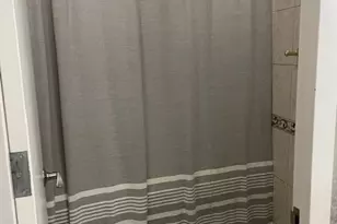 300 N State St, Chicago, IL 60654 - Photo 16