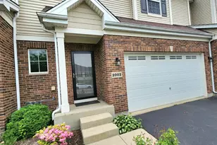2003 Magenta Ln, Algonquin, IL 60102 - Photo 2