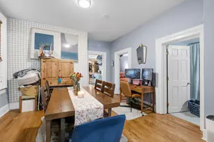 2052 W Huron St, Chicago, IL 60612 - Photo 4