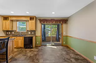 204 E Sherman St, Saint John, IL 61873 - Photo 10