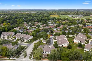 2571 Essex Dr, Northbrook, IL 60062 - Photo 24