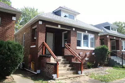 8207 S Marquette Avenue, Chicago, IL 60617 - Photo 2