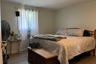 220 W Raye Dr, Chicago Heights, IL 60411 - Photo 8