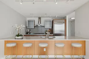 340 E Randolph St, Chicago, IL 60601 - Photo 8