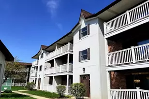 231 Gregory St, Aurora, IL 60504 - Photo 1