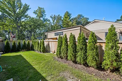 4900 Morse Avenue, Skokie, IL 60077 - Photo 26