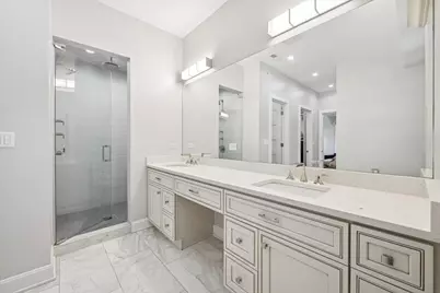 4900 Morse Avenue, Skokie, IL 60077 - Photo 34