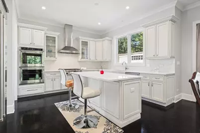 4900 Morse Avenue, Skokie, IL 60077 - Photo 14