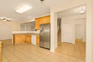 1463 Yellowstone Dr, Streamwood, IL 60107 - Photo 6