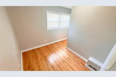 2036 S 15th Avenue, Broadview, IL 60155 - Photo 12