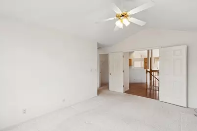 388 E Tall Oaks Lane #388, Itasca, IL 60143 - Photo 16