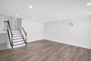 615 Cordial Dr, Des Plaines, IL 60018 - Photo 4