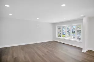 615 Cordial Dr, Des Plaines, IL 60018 - Photo 6