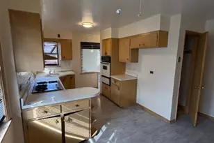 16560 Greenwood Ave, South Holland, IL 60473 - Photo 18