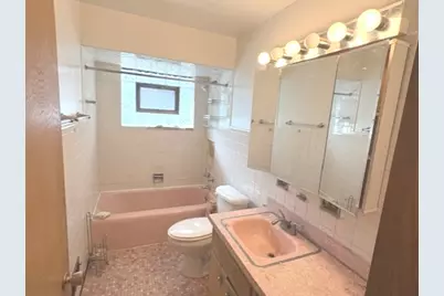 16560 Greenwood Avenue, South Holland, IL 60473 - Photo 14