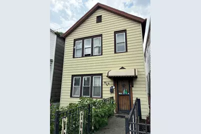 9036 S Houston Avenue, Chicago, IL 60617 - Photo 1