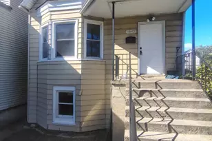 9542 S Ave M, Chicago, IL 60617 - Photo 1
