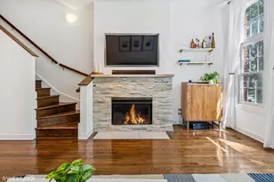 1066 W Fry St, Chicago, IL 60642 - Photo 10