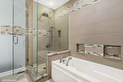 1066 W Fry Street, Chicago, IL 60642 - Photo 22