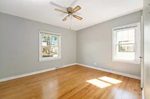 18302 Roy St, Lansing, IL 60438 - Photo 8