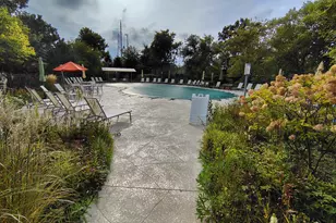 1490 Avignon Ct, Highland Park, IL 60035 - Photo 28