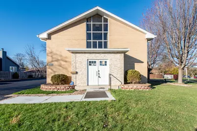 2126 10th Street, Waukegan, IL 60085 - Photo 1