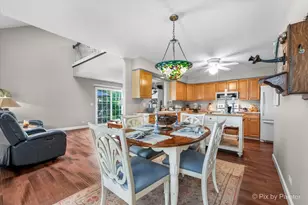 1504 Laurel Oaks Dr, Streamwood, IL 60107 - Photo 10