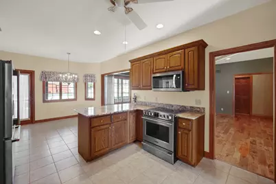 617 Fawn Circle, Lowell, IN 46356 - Photo 6