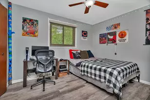 13743 W Carefree Dr, Homer Glen, IL 60491 - Photo 10