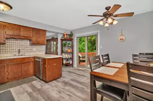 13743 W Carefree Dr, Homer Glen, IL 60491 - Photo 8