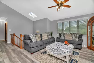 13743 W Carefree Drive, Homer Glen, IL 60491 - Photo 4