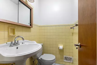 2916 School Street, Rockford, IL 61101 - Photo 10