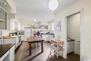 1203 S Race St, Urbana, IL 61801 - Photo 14