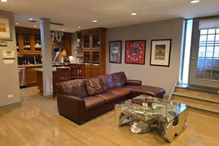 1050 W Dakin St, Chicago, IL 60613 - Photo 2