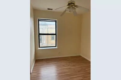 800 S Independence Boulevard #3, Chicago, IL 60624 - Photo 8