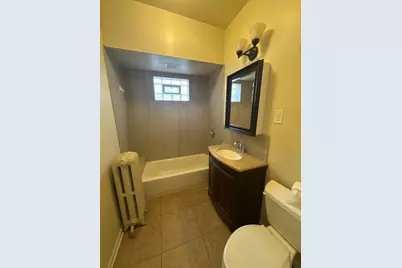 6208 N Artesian Avenue #2, Chicago, IL 60659 - Photo 10