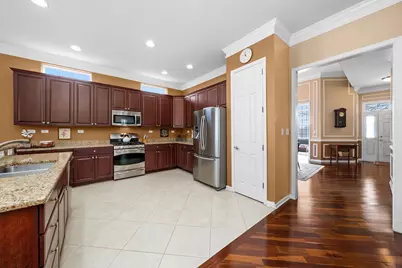3858 Kingsmill Drive, Elgin, IL 60124 - Photo 12