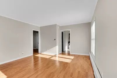 17 S 4th Avenue #B, Saint Charles, IL 60174 - Photo 6