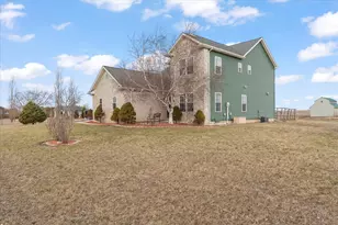 1376 E 2950 North Rd, Mansfield, IL 61854 - Photo 38
