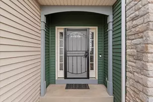 1376 E 2950 North Rd, Mansfield, IL 61854 - Photo 4