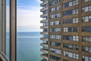 6171 N Sheridan Rd, Chicago, IL 60660 - Photo 2