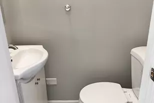 910 N Bloomington St, Streator, IL 61364 - Photo 10