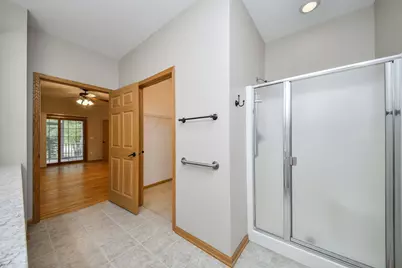 385 Delnor Glen Drive, Saint Charles, IL 60174 - Photo 10