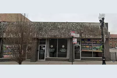 2707 W Devon Avenue, Chicago, IL 60659 - Photo 1