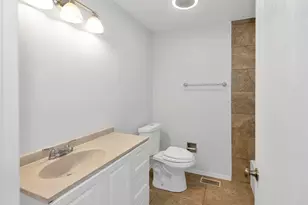 1059 Southbury Ln, Wheeling, IL 60090 - Photo 12