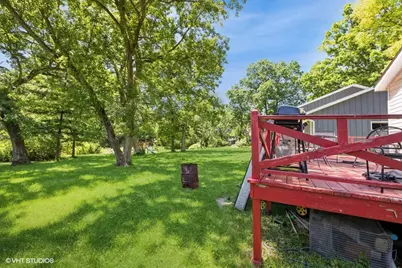6415 N Shore Avenue, Spring Grove, IL 60081 - Photo 12