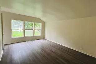 6415 N Shore Ave, Spring Grove, IL 60081 - Photo 4