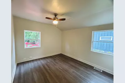 6415 N Shore Avenue, Spring Grove, IL 60081 - Photo 12