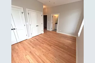 2100 W 18th Place #201, Chicago, IL 60608 - Photo 16