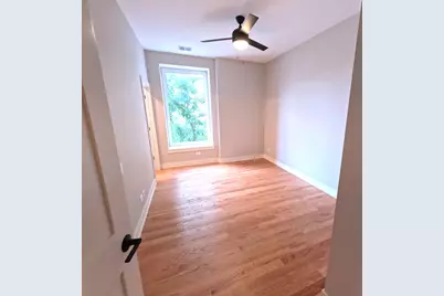 2100 W 18th Place #201, Chicago, IL 60608 - Photo 12